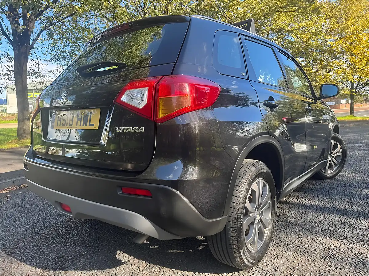 Used 2018 Suzuki Vitara SZ4 Black - Interior and Exterior details 13