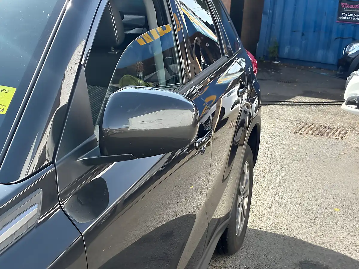 Used 2018 Suzuki Vitara SZ4 Black - Interior and Exterior details 17
