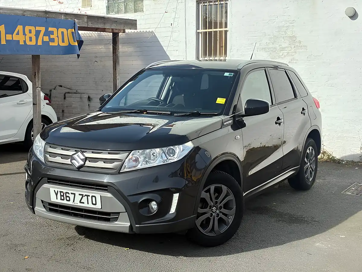 Used 2018 Suzuki Vitara SZ4 Black - Interior and Exterior details 4