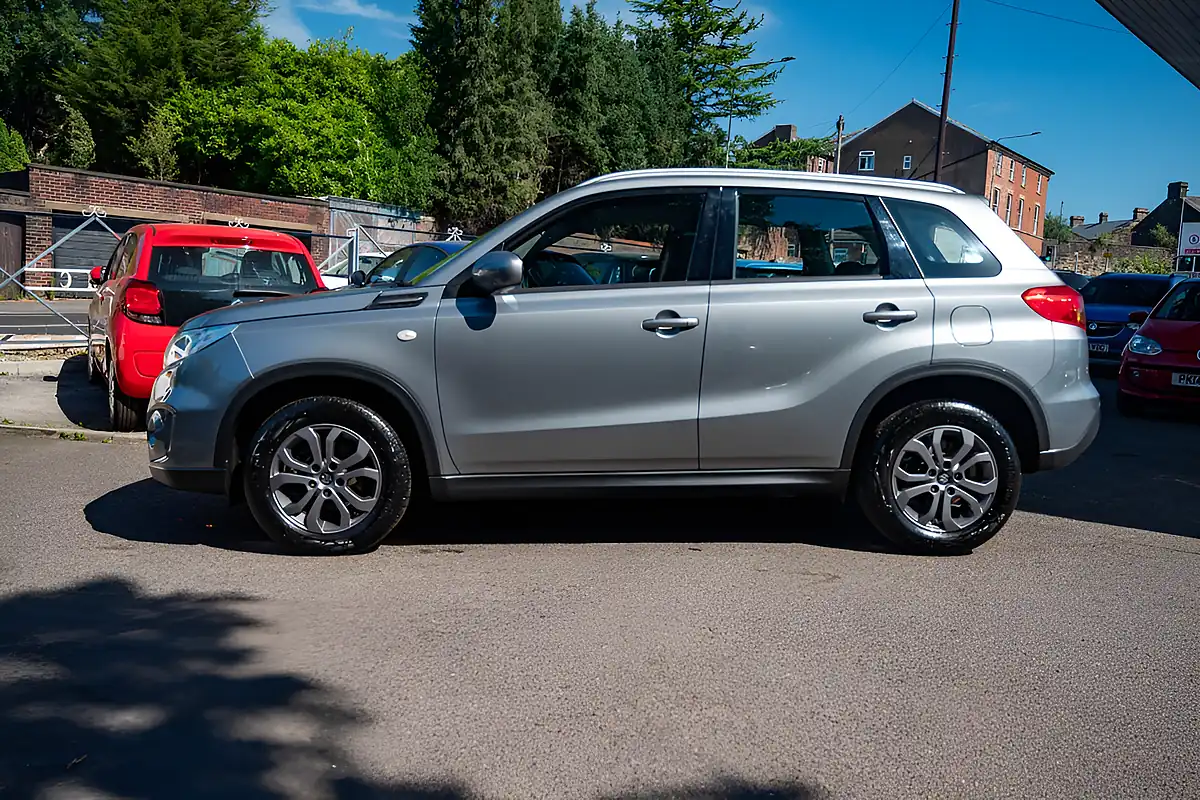 Used 2018 Suzuki Vitara SZ4 Galactic Grey - Interior and Exterior details 5