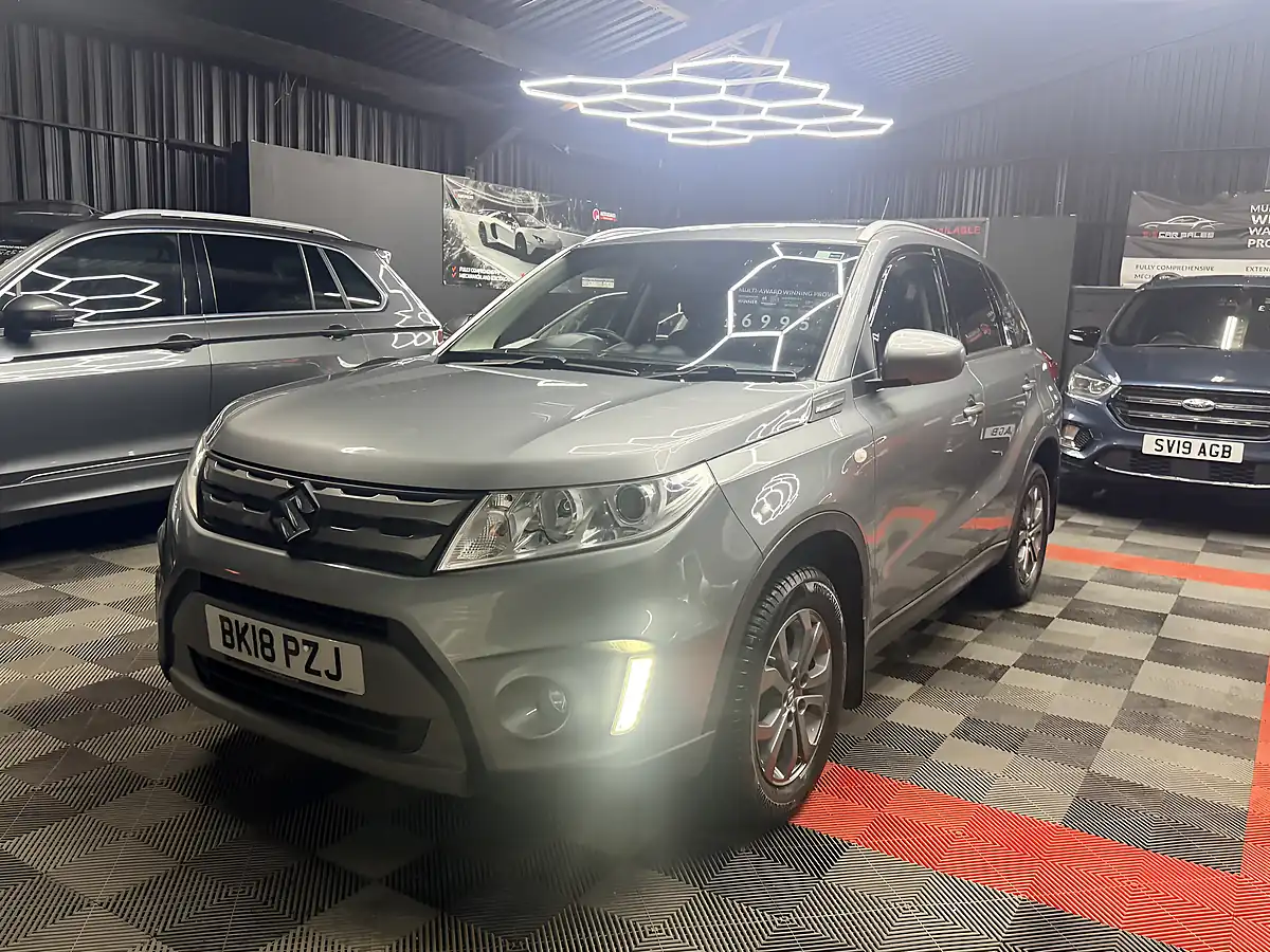 Used 2018 Suzuki Vitara SZ4 Grey - Interior and Exterior details 13