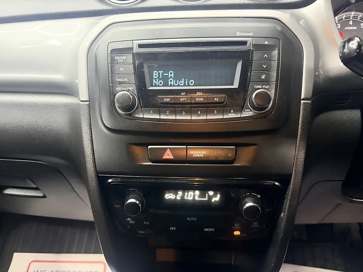 Used 2018 Suzuki Vitara SZ4 Grey - Interior and Exterior details 18