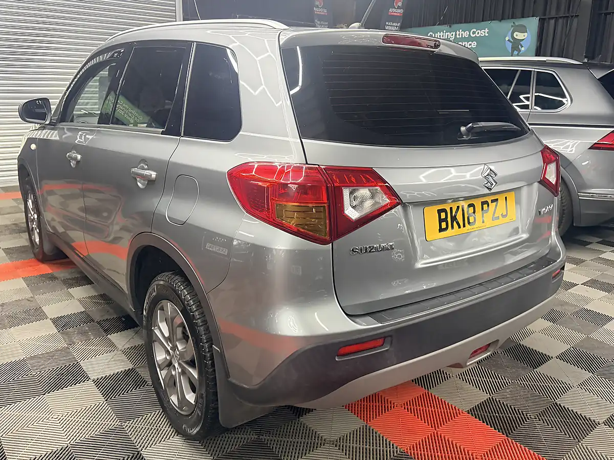 Used 2018 Suzuki Vitara SZ4 Grey - Interior and Exterior details 5
