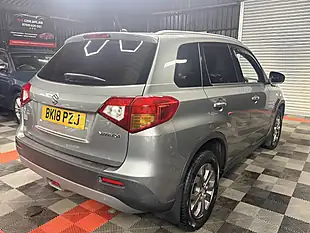 Used 2018 Suzuki Vitara SZ4 Grey - Interior and Exterior details 7