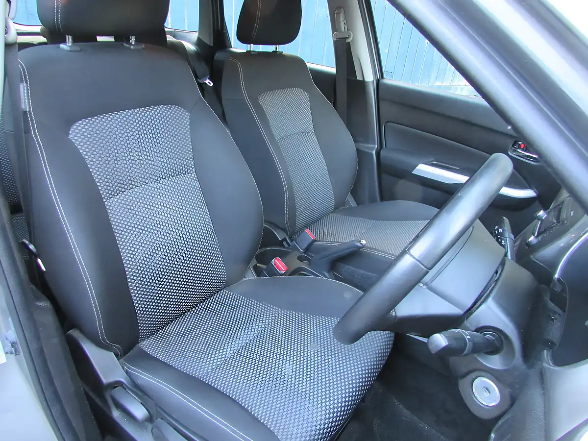 Used 2018 Suzuki Vitara SZ4 Slate Grey Metallic - Interior and Exterior details 12