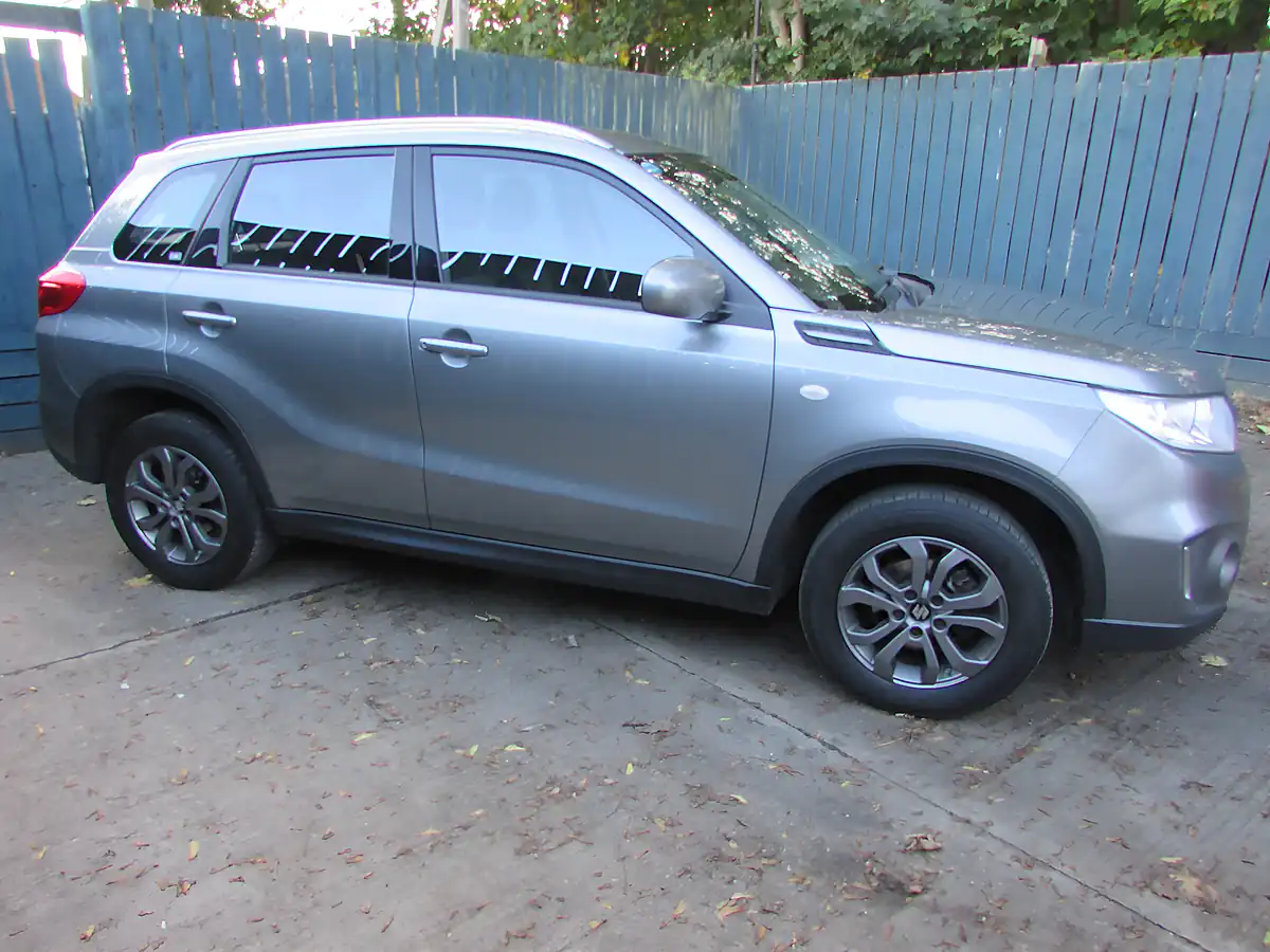 Used 2018 Suzuki Vitara SZ4 Slate Grey Metallic - Interior and Exterior details 13
