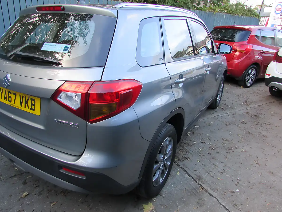 Used 2018 Suzuki Vitara SZ4 Slate Grey Metallic - Interior and Exterior details 2