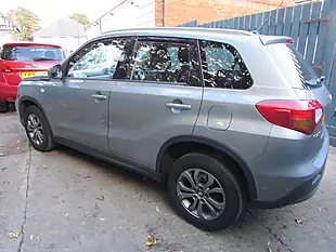 Used 2018 Suzuki Vitara SZ4 Slate Grey Metallic - Interior and Exterior details 3