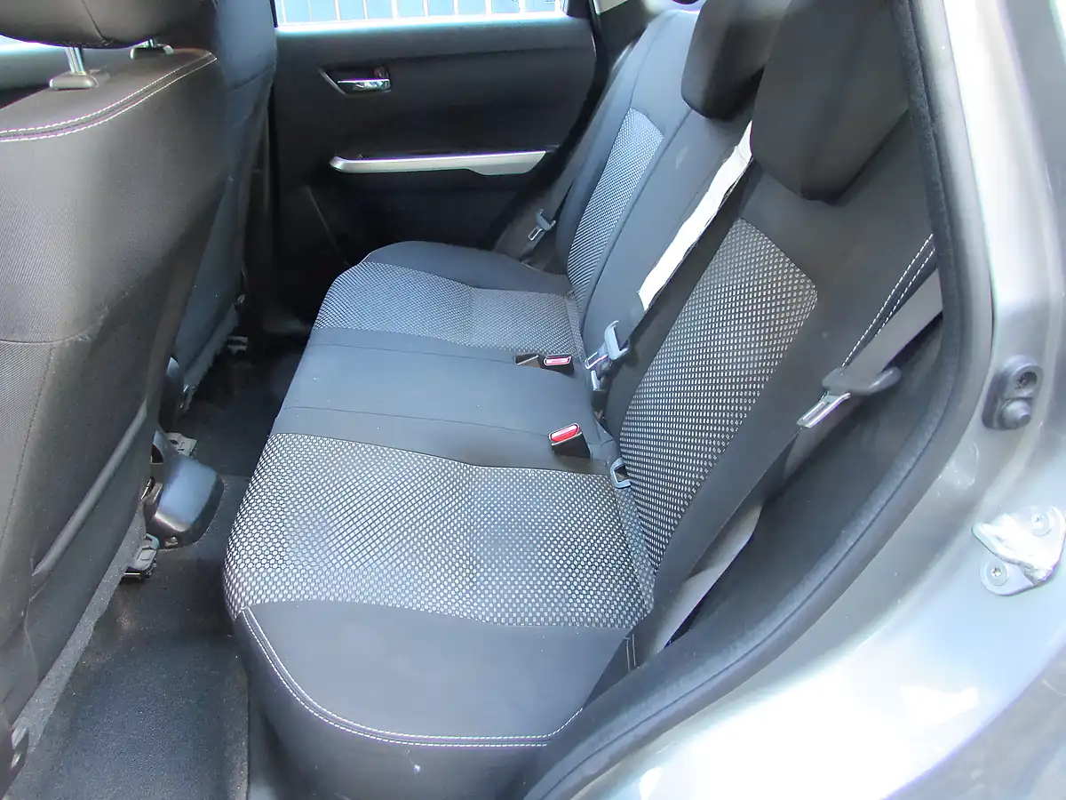 Used 2018 Suzuki Vitara SZ4 Slate Grey Metallic - Interior and Exterior details 8