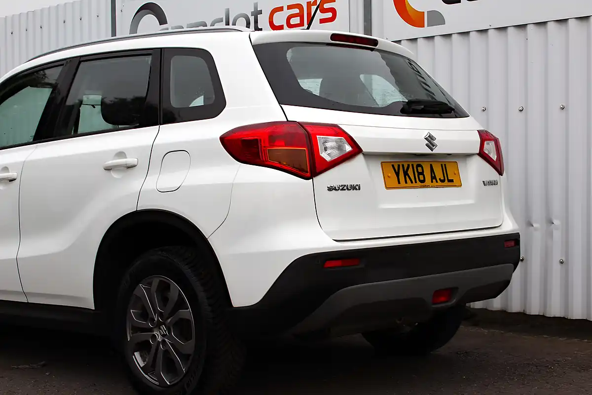 Used 2018 Suzuki Vitara SZ4 White - Interior and Exterior details 10