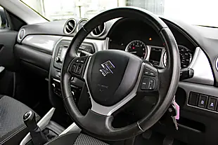 Used 2018 Suzuki Vitara SZ4 White - Interior and Exterior details 14