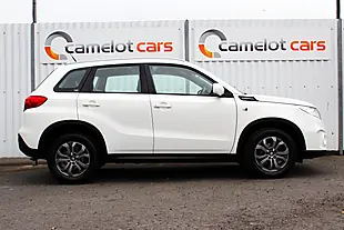 Used 2018 Suzuki Vitara SZ4 White - Interior and Exterior details 5