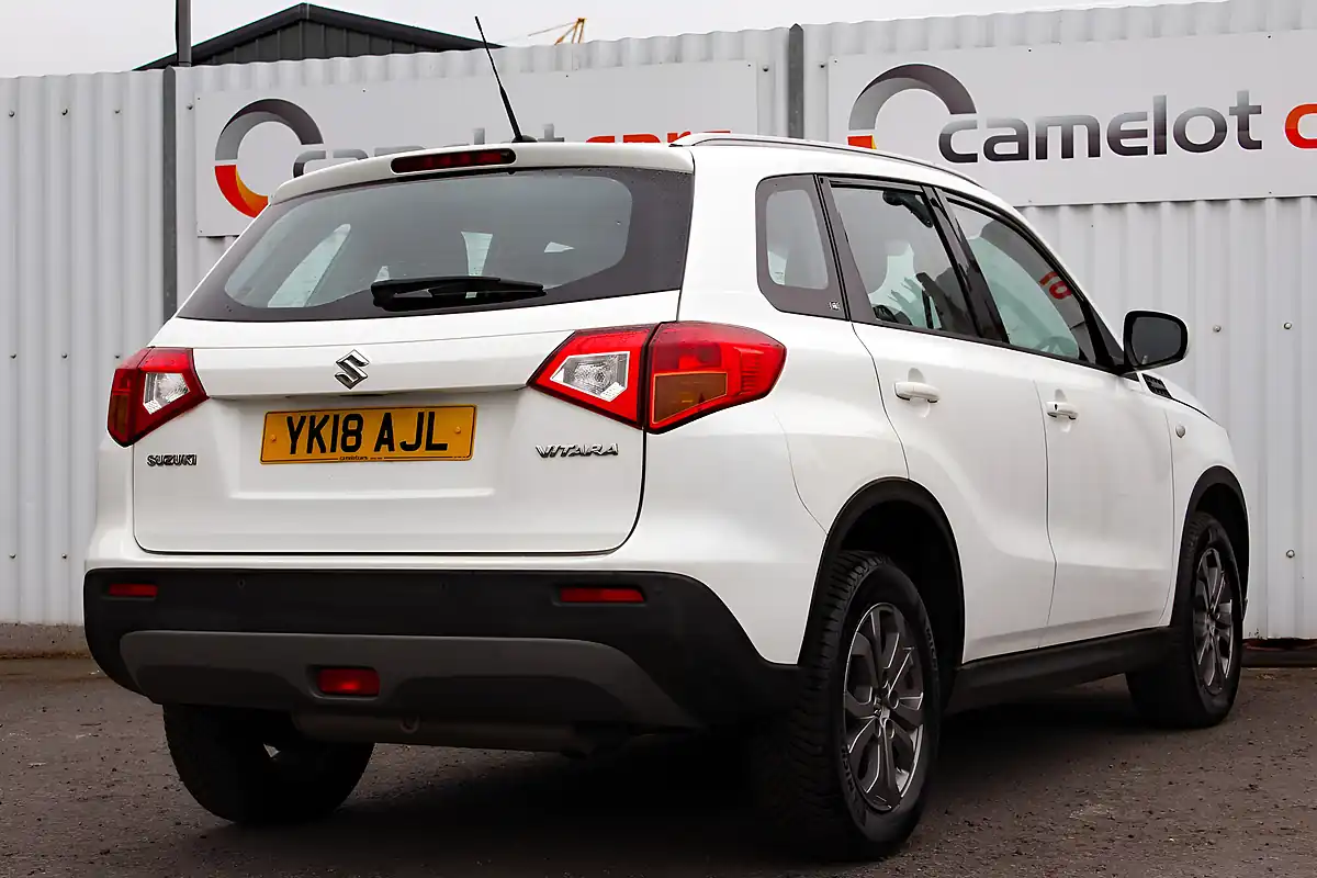 Used 2018 Suzuki Vitara SZ4 White - Interior and Exterior details 6