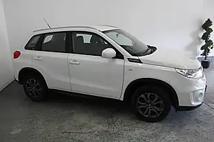 Used 2018 Suzuki Vitara SZ4 White - Interior and Exterior details 3