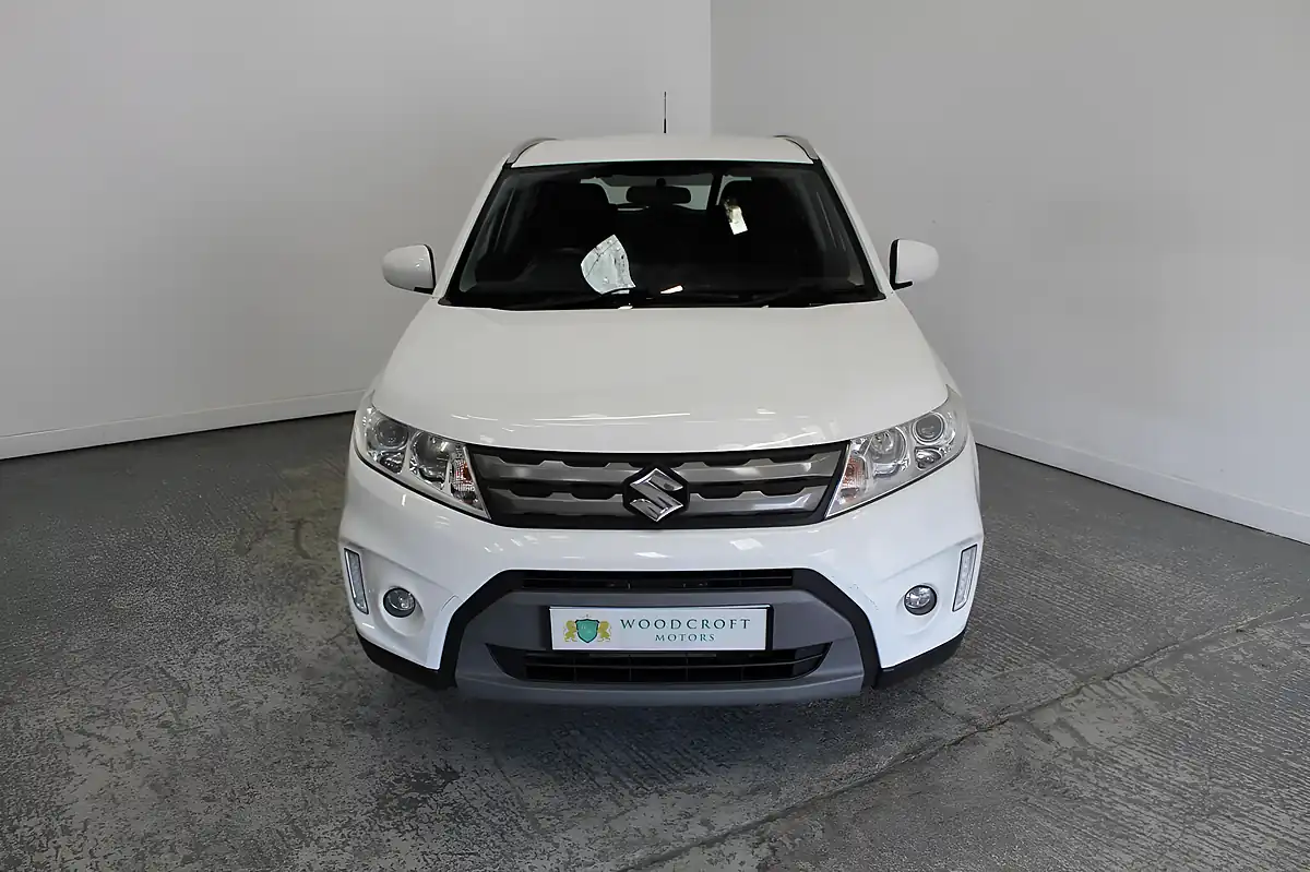 Used 2018 Suzuki Vitara SZ4 White - Interior and Exterior details 9