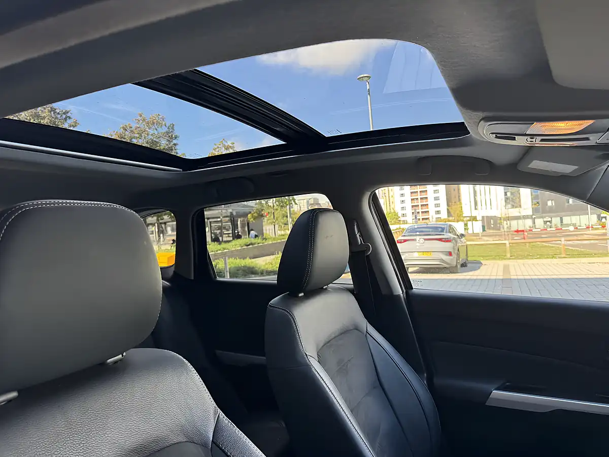 Used 2018 Suzuki Vitara SZ5 Black - Interior and Exterior details 14