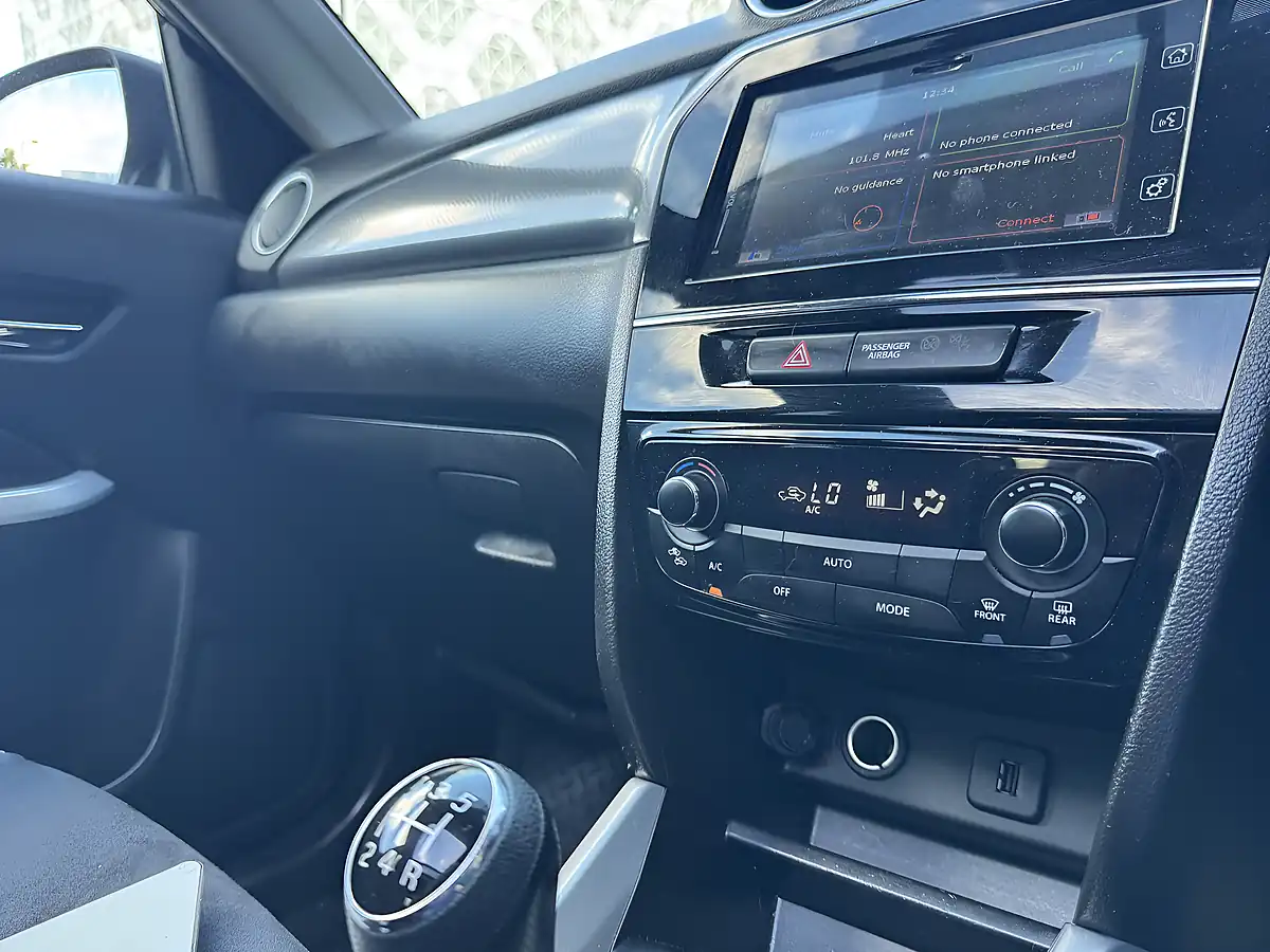 Used 2018 Suzuki Vitara SZ5 Black - Interior and Exterior details 19