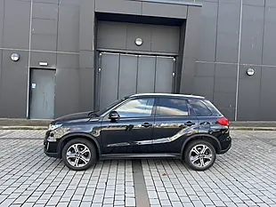 Used 2018 Suzuki Vitara SZ5 Black - Interior and Exterior details 6