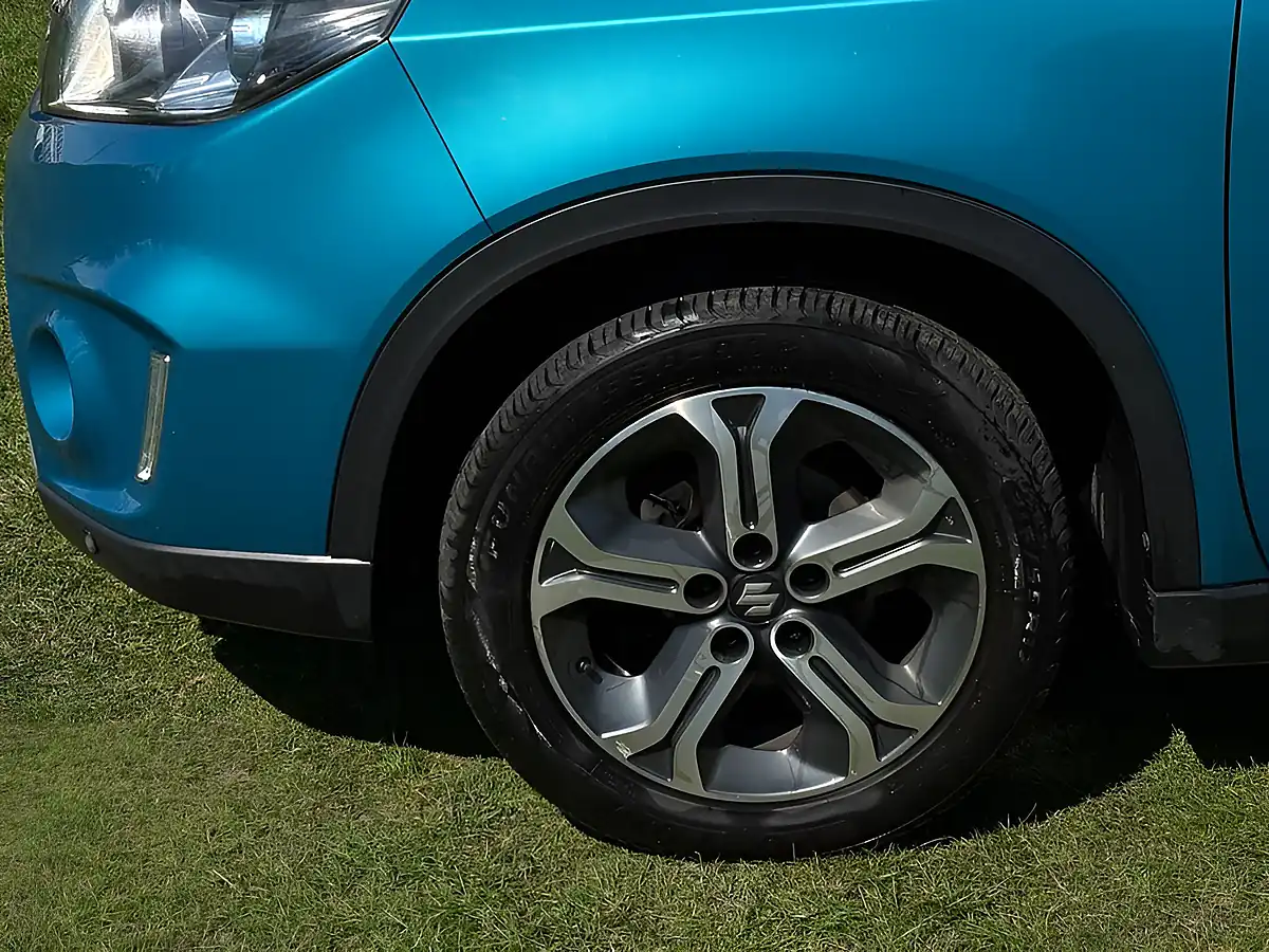 Used 2018 Suzuki Vitara SZ5 Blue - Interior and Exterior details 11