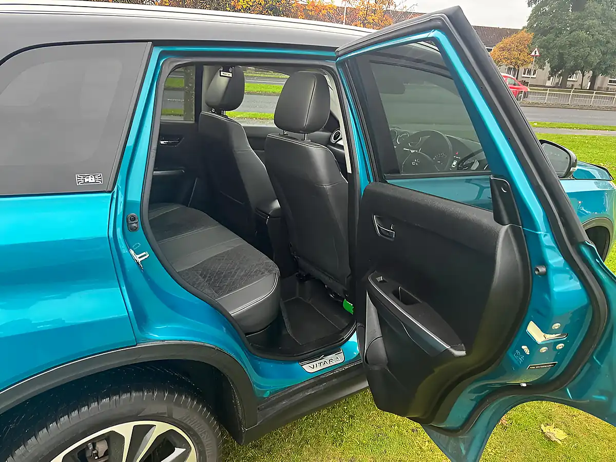 Used 2018 Suzuki Vitara SZ5 Blue - Interior and Exterior details 6