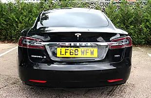 Used 2018 Tesla Model S 75 Black - Interior and Exterior details 4