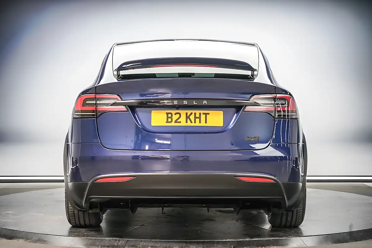 Used 2018 Tesla Model X Deep Blue - Interior and Exterior details 10