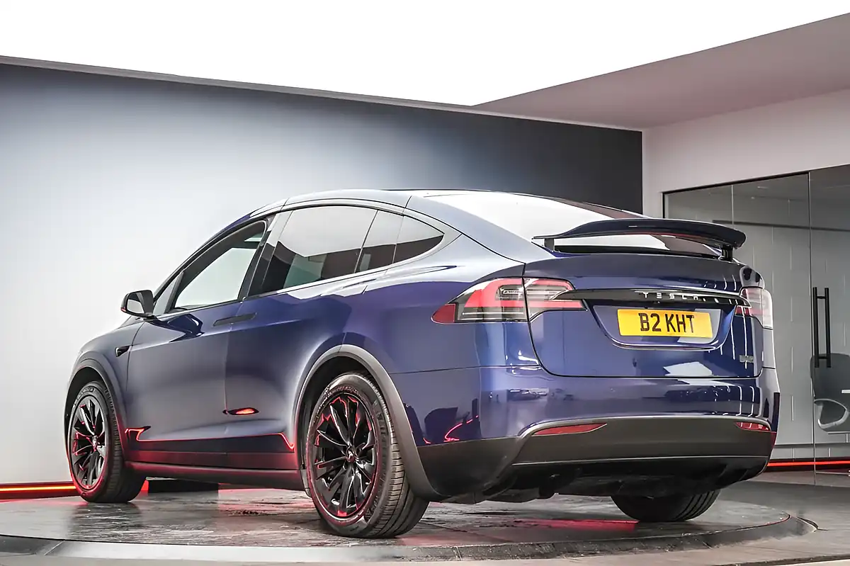 Used 2018 Tesla Model X Deep Blue - Interior and Exterior details 14