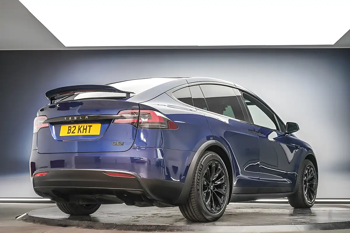Used 2018 Tesla Model X Deep Blue - Interior and Exterior details 3