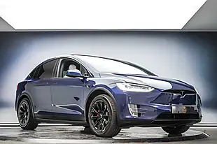 Used 2018 Tesla Model X Deep Blue - Interior and Exterior details 5