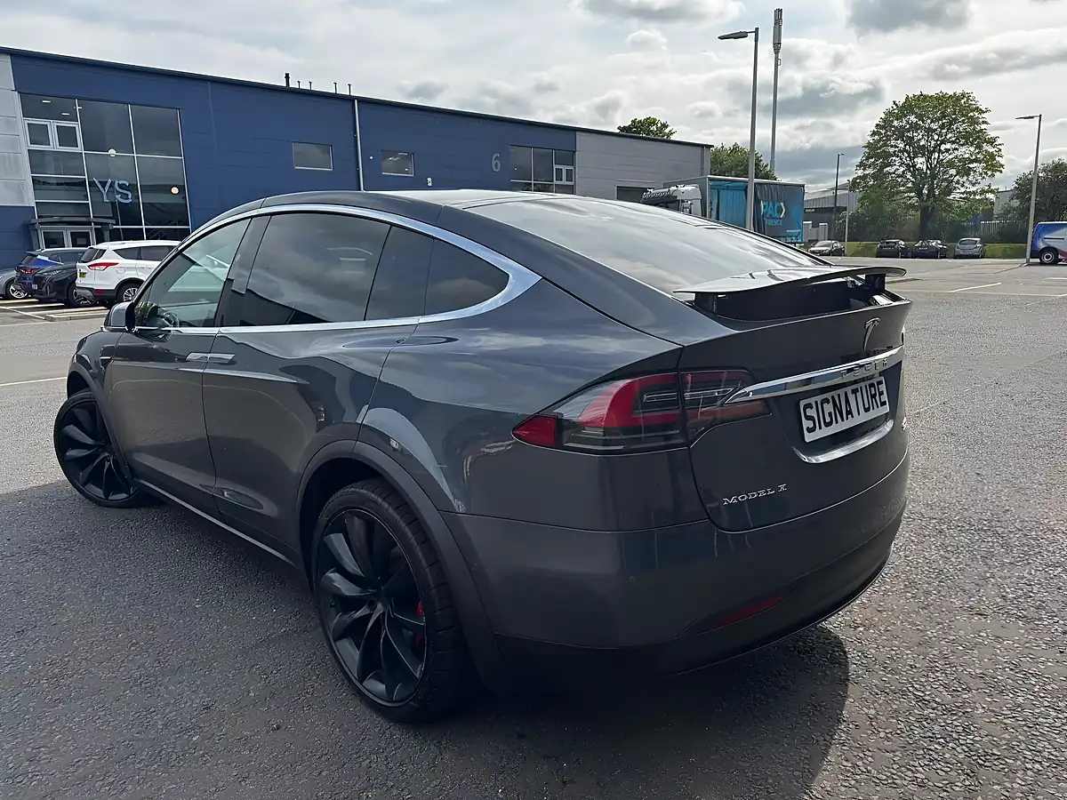 Used 2018 Tesla Model X Performance Grey - Interior and Exterior details 5