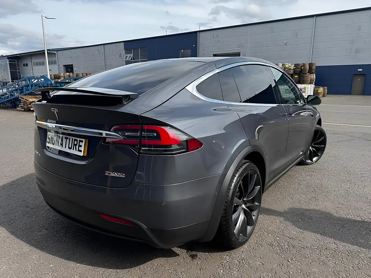 Used 2018 Tesla Model X Performance Grey - Interior and Exterior details 7