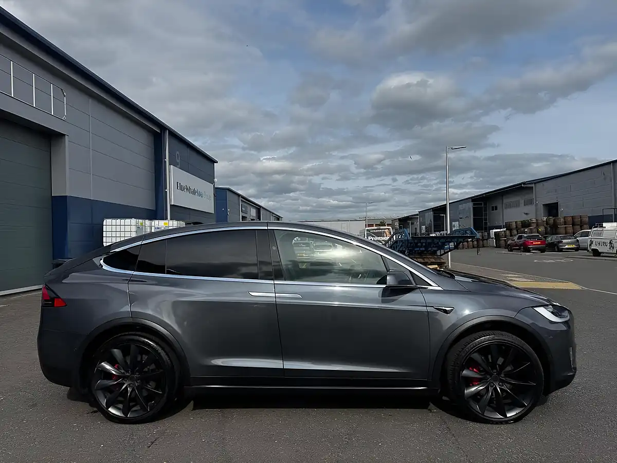 Used 2018 Tesla Model X Performance Grey - Interior and Exterior details 8