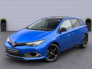 Used 2018 Toyota Auris Design Blue - Interior and Exterior details 6