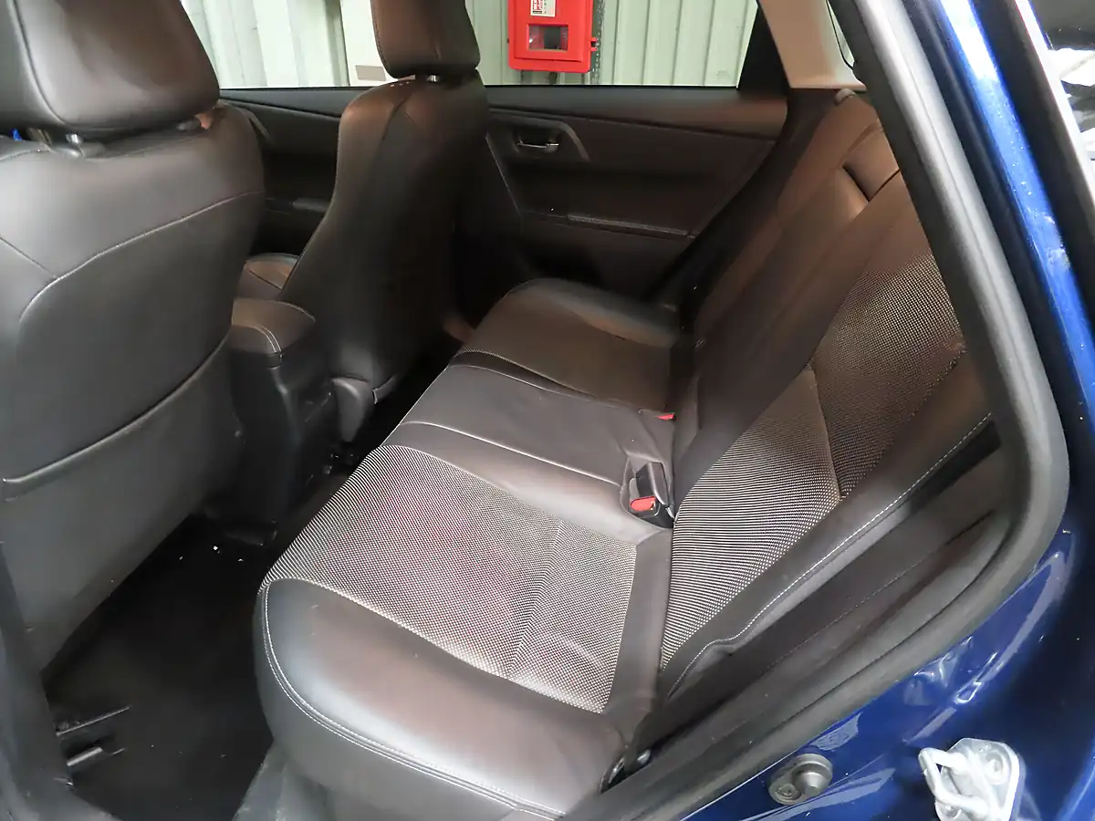 Used 2018 Toyota Auris Excel Touring Sports Orion Blue - Interior and Exterior details 8