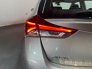 Used 2018 Toyota Auris Icon Grey - Interior and Exterior details 11