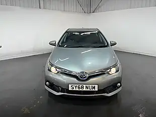 Used 2018 Toyota Auris Icon Grey - Interior and Exterior details 2