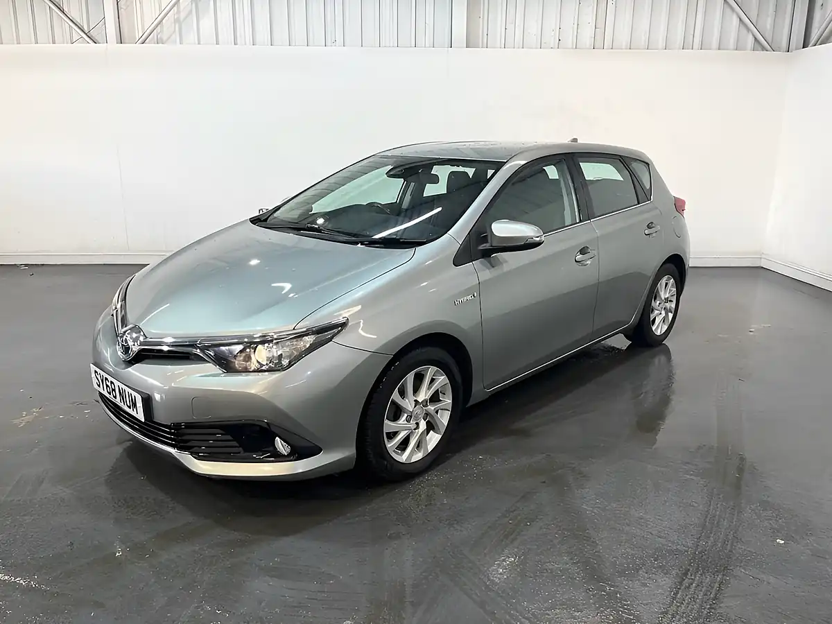 Used 2018 Toyota Auris Icon Grey - Interior and Exterior details 3