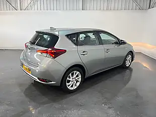 Used 2018 Toyota Auris Icon Grey - Interior and Exterior details 6