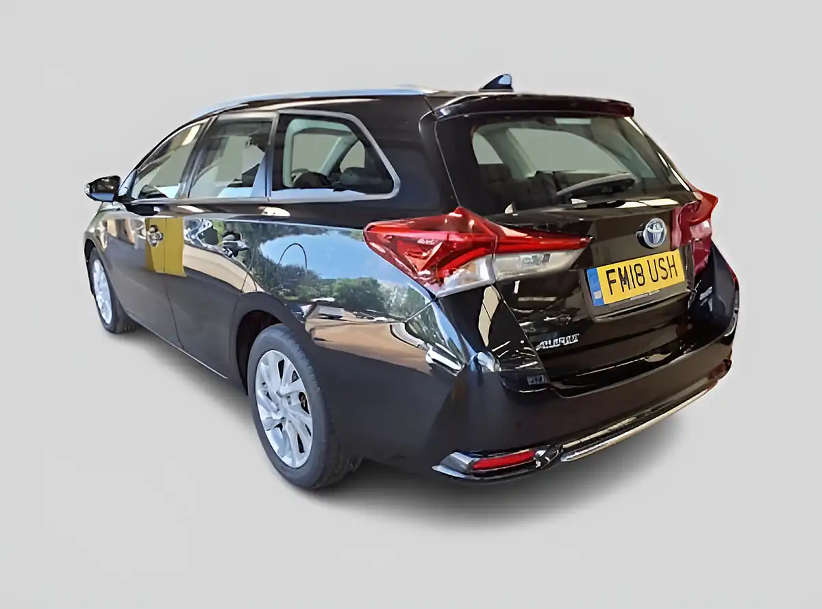 Used 2018 Toyota Auris Icon Tech Touring Sports Black - Interior and Exterior details 5