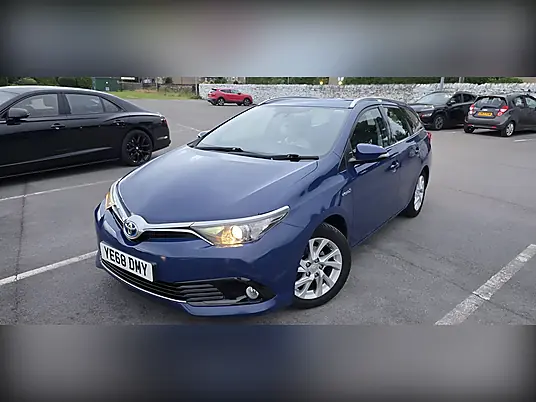 2018 Toyota Auris Icon Tech 1.8 VVT-h
