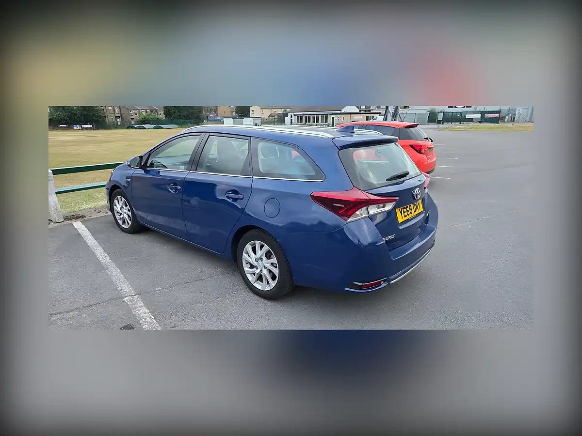 Used 2018 Toyota Auris Icon Tech Touring Sports Blue - Interior and Exterior details 3
