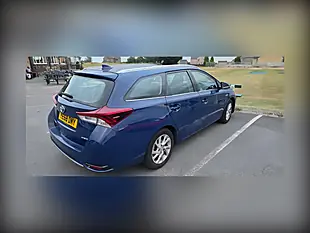 Used 2018 Toyota Auris Icon Tech Touring Sports Blue - Interior and Exterior details 5