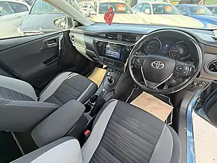 Used 2018 Toyota Auris Icon Tech Touring Sports Blue - Interior and Exterior details 12
