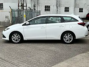 Used 2018 Toyota Auris Icon Tech Touring Sports White - Interior and Exterior details 17
