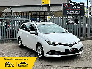 2018 Toyota Auris VVT-I Icon Tech Touring Sports