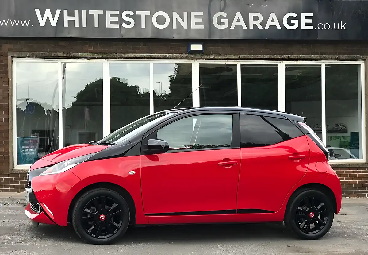 Used 2018 Toyota Aygo X-Cite 4 Red Bi-Tone Red - Interior and Exterior details 5