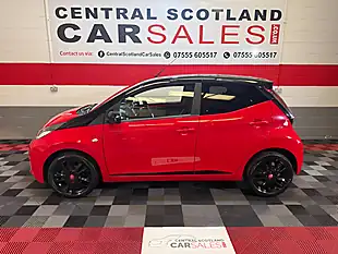 Used 2018 Toyota Aygo X-Cite 4 Red - Interior and Exterior details 10