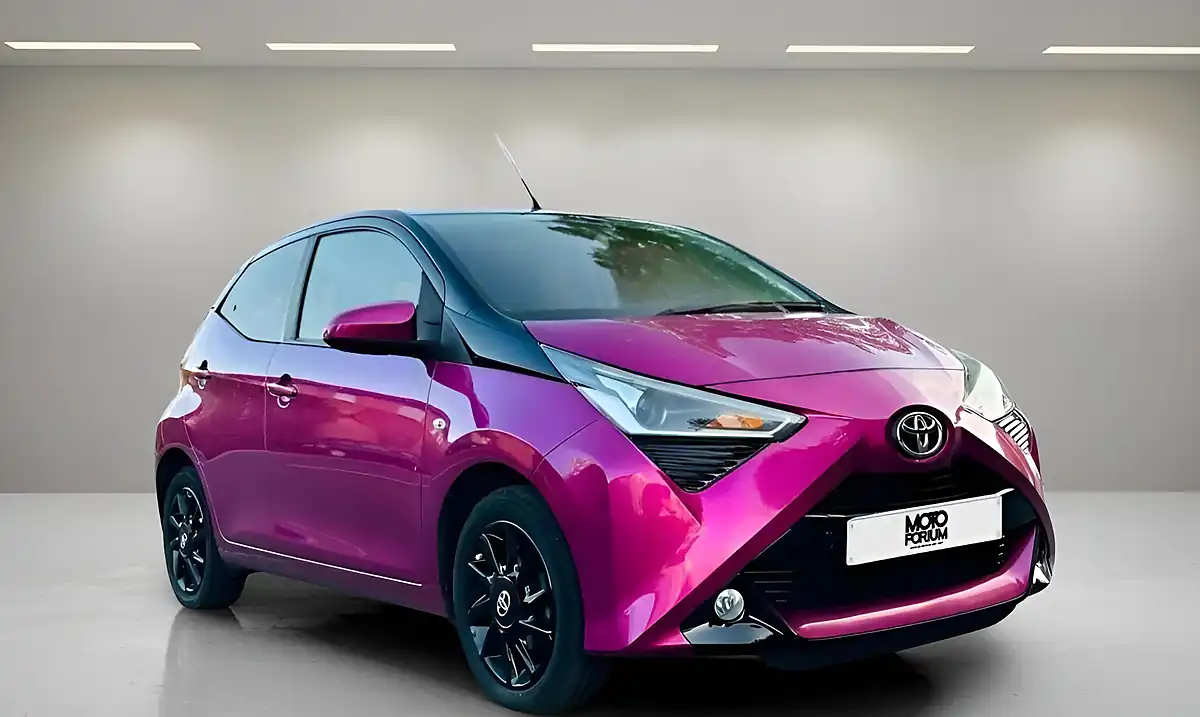 Used 2018 Toyota Aygo X-Cite Purple - Front View