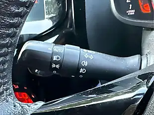 Used 2018 Toyota Aygo X-Cite Purple - Interior and Exterior details 14