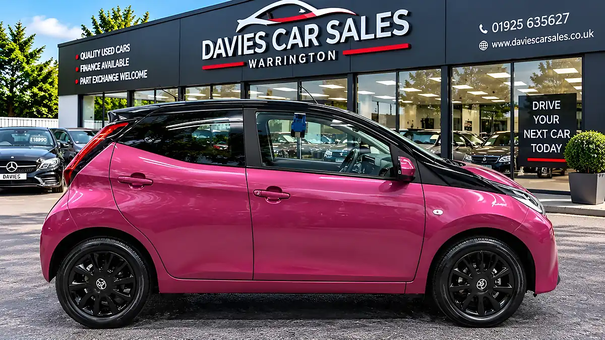 Used 2018 Toyota Aygo X-Cite Purple - Interior and Exterior details 5